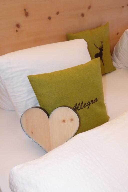 Wellnesshotel Liun B&B มุสแตร์ ภายนอก รูปภาพ